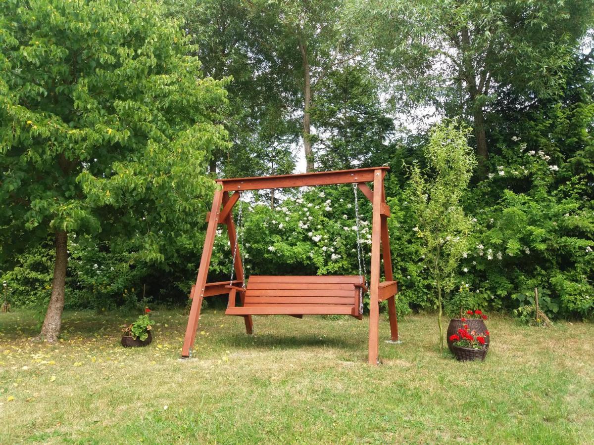 Agroturystyka I Domki Zacisze Jarosławiec Kültér fotó