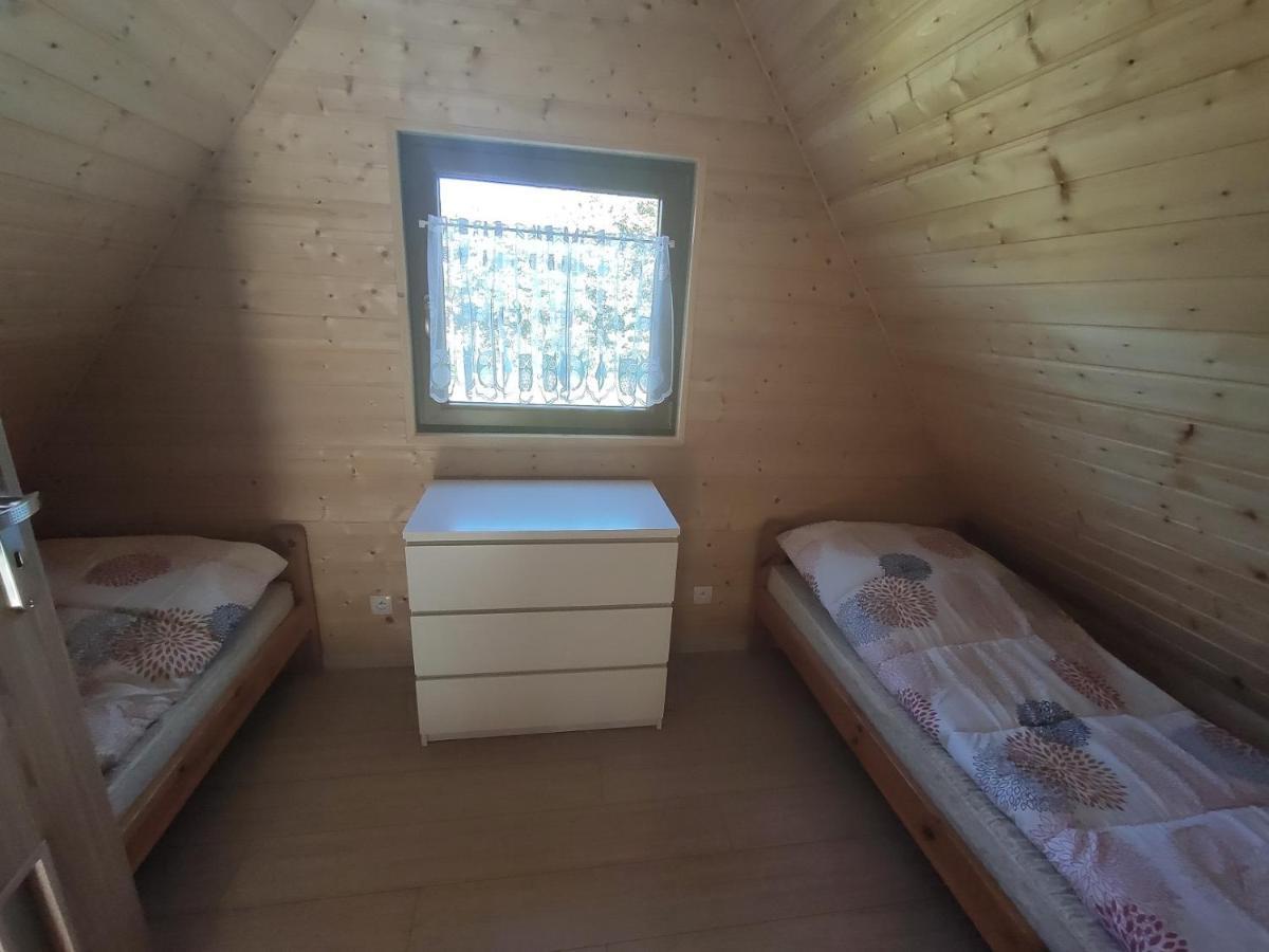Agroturystyka I Domki Zacisze Jarosławiec Kültér fotó